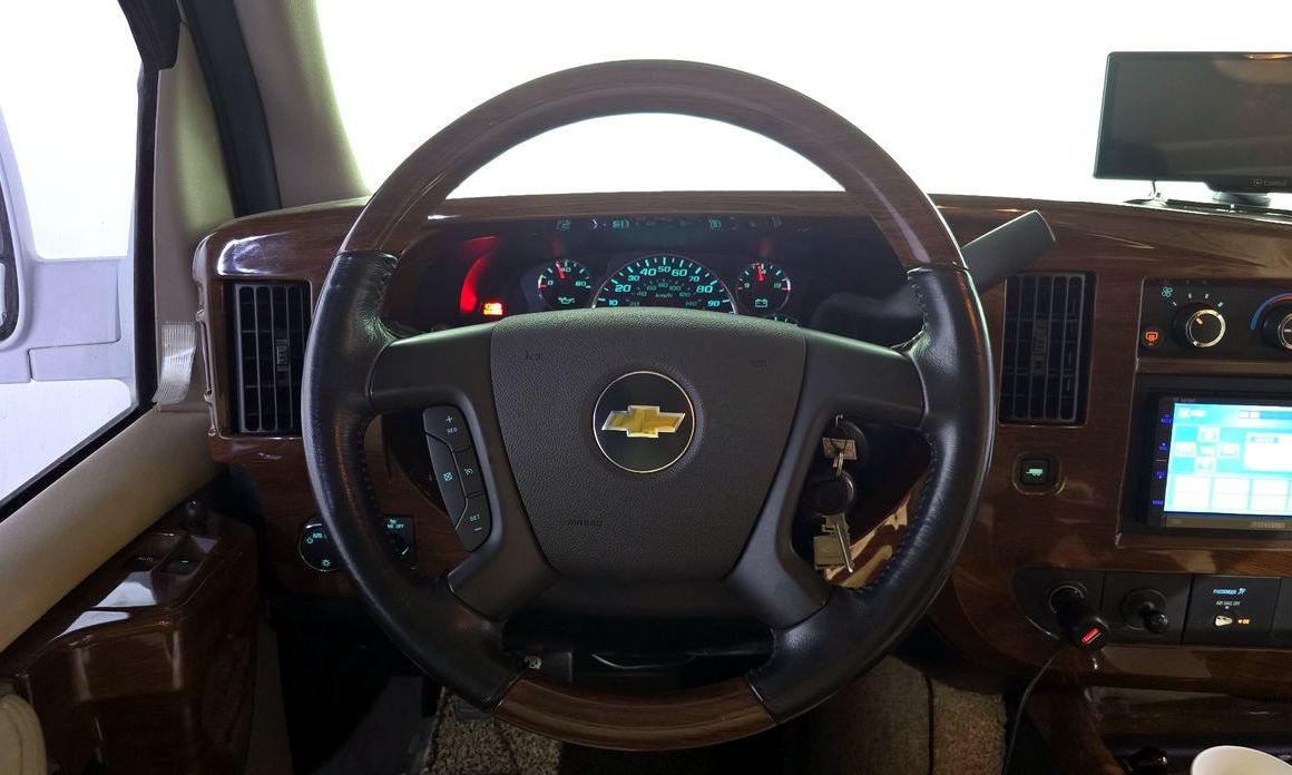 Chevrolet Express Van 2010