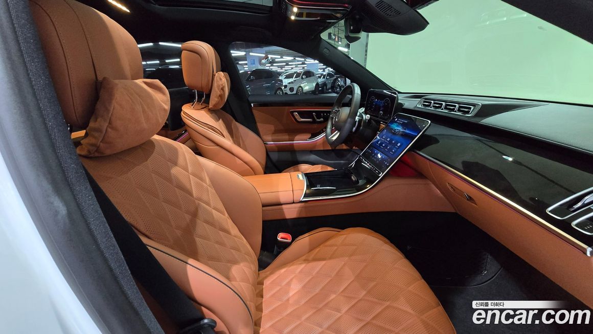 Mercedes-Benz S-Class 2025
