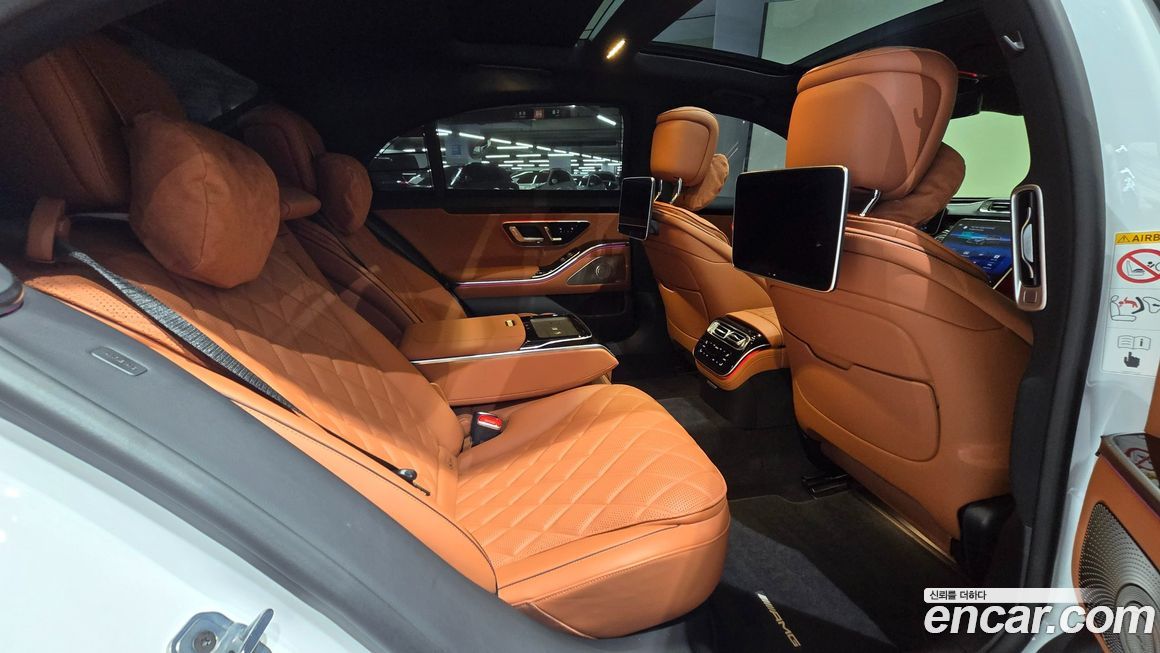 Mercedes-Benz S-Class 2025