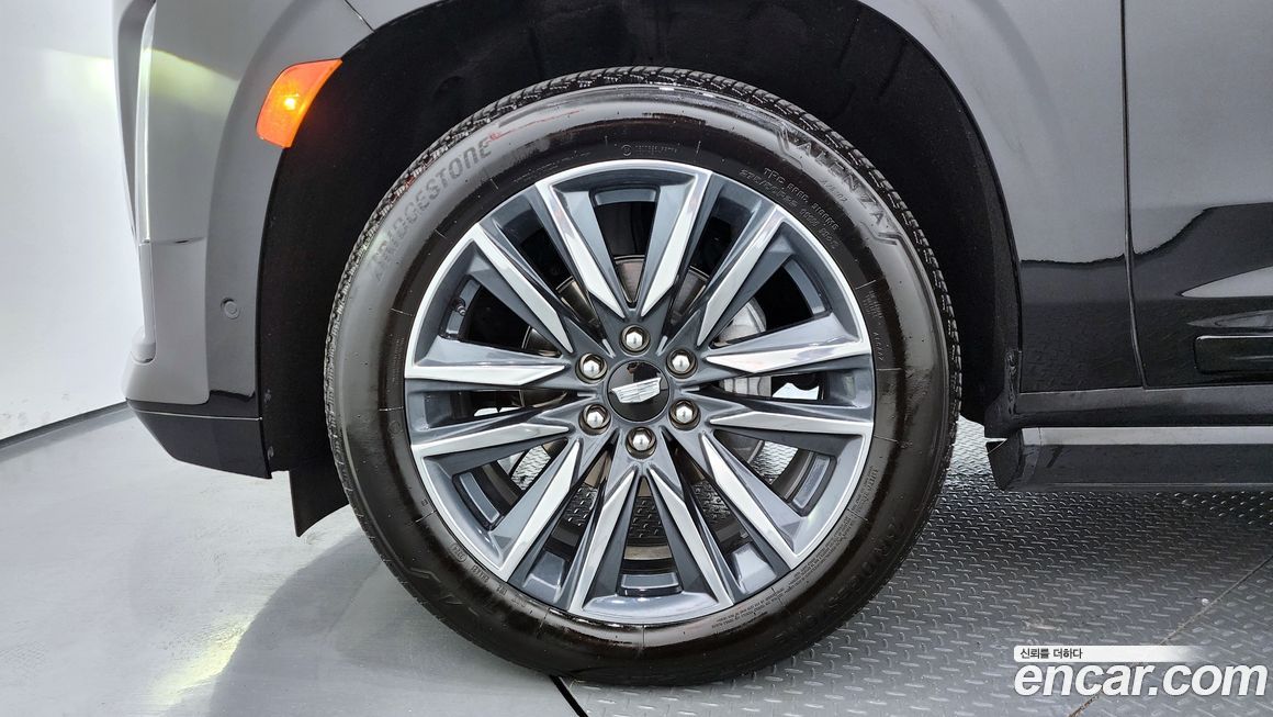 Cadillac Escalade 2024