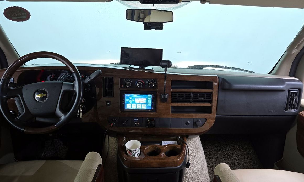 Chevrolet Express Van 2010