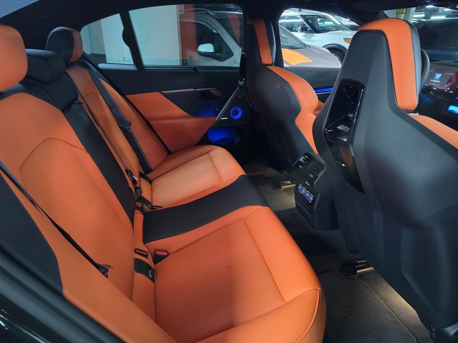 BMW M5 2025