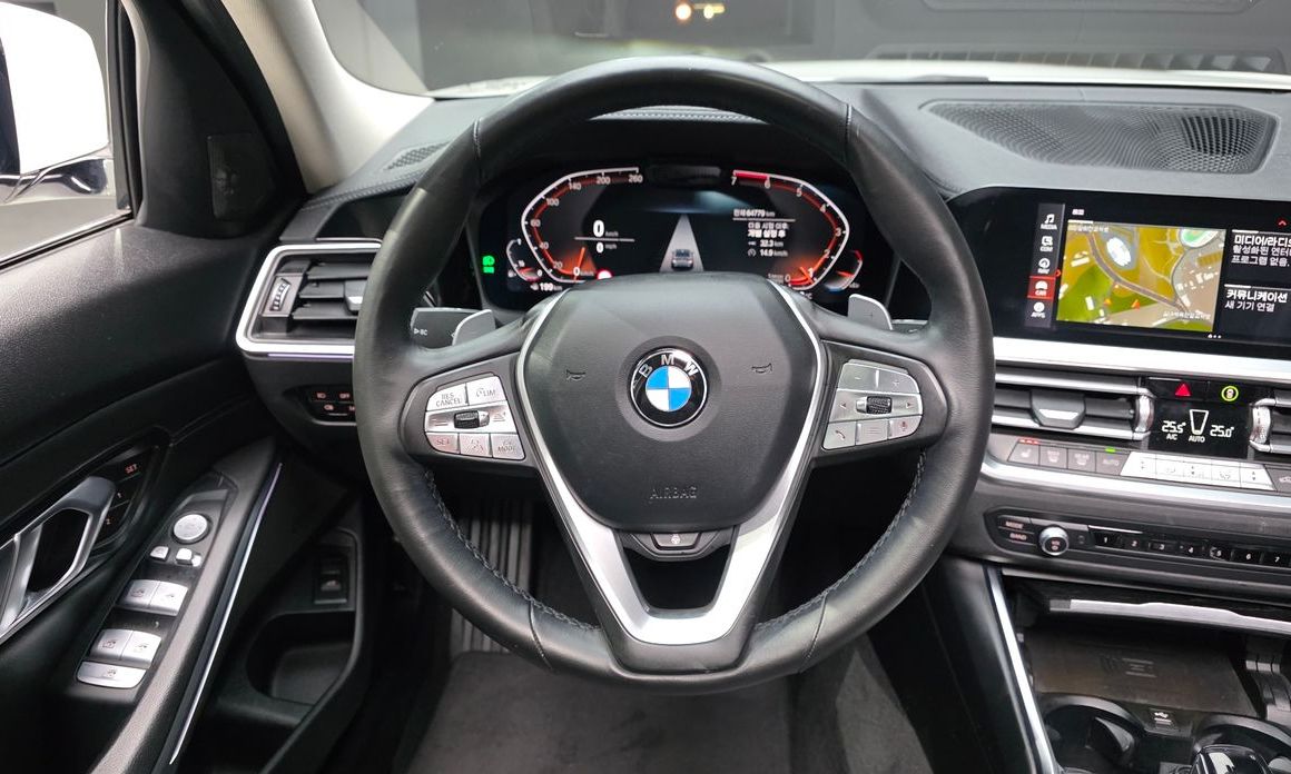 BMW 3-Series 2021