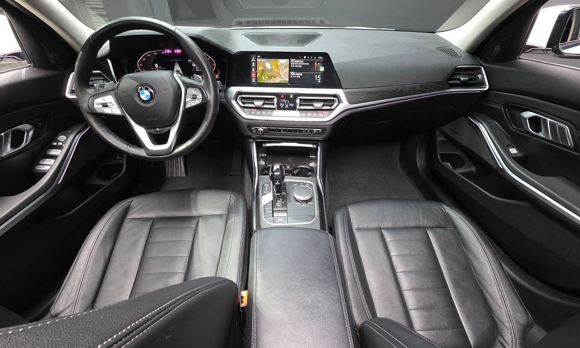 BMW 3-Series 2021