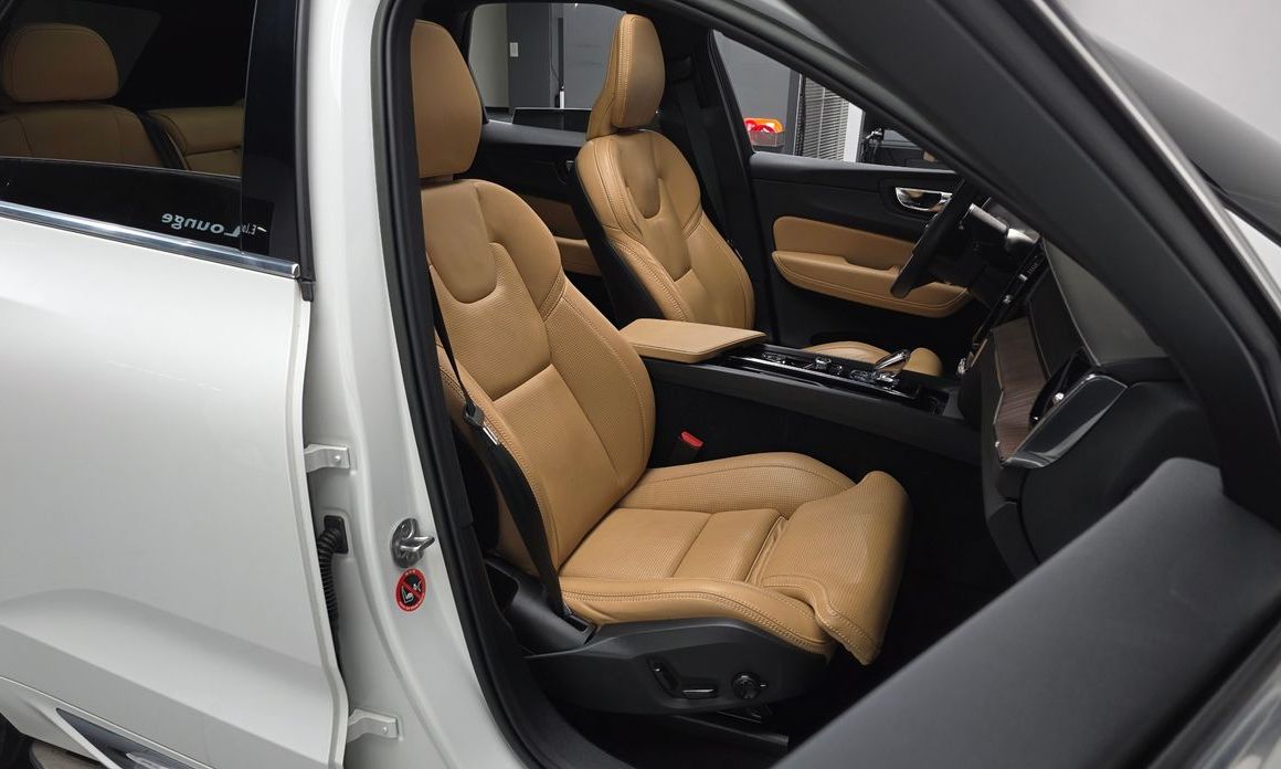 Volvo XC60 2022