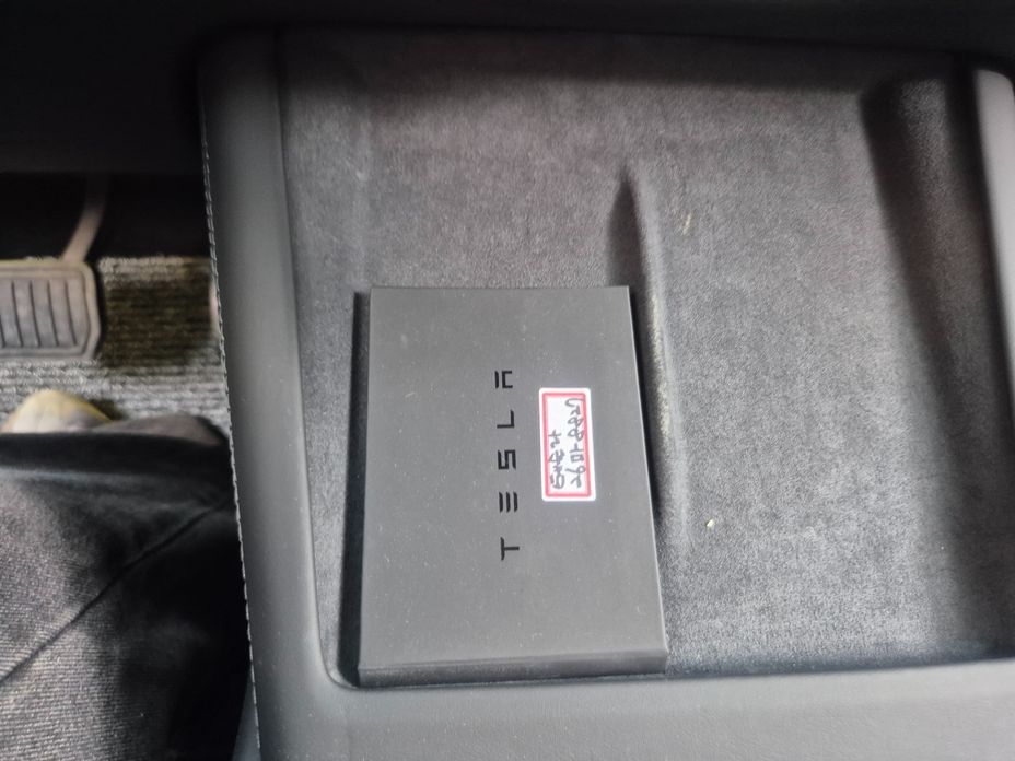 Tesla Model 3 2025