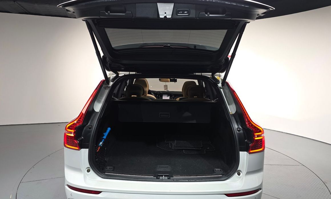 Volvo XC60 2022