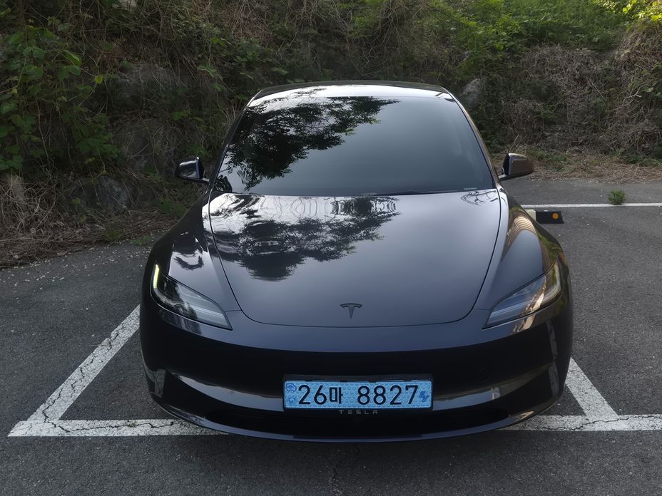 Tesla Model 3 2025