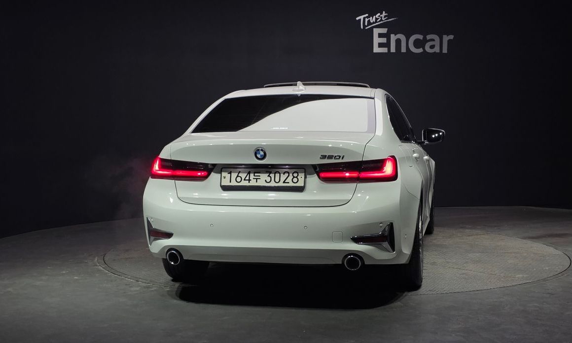 BMW 3-Series 2021