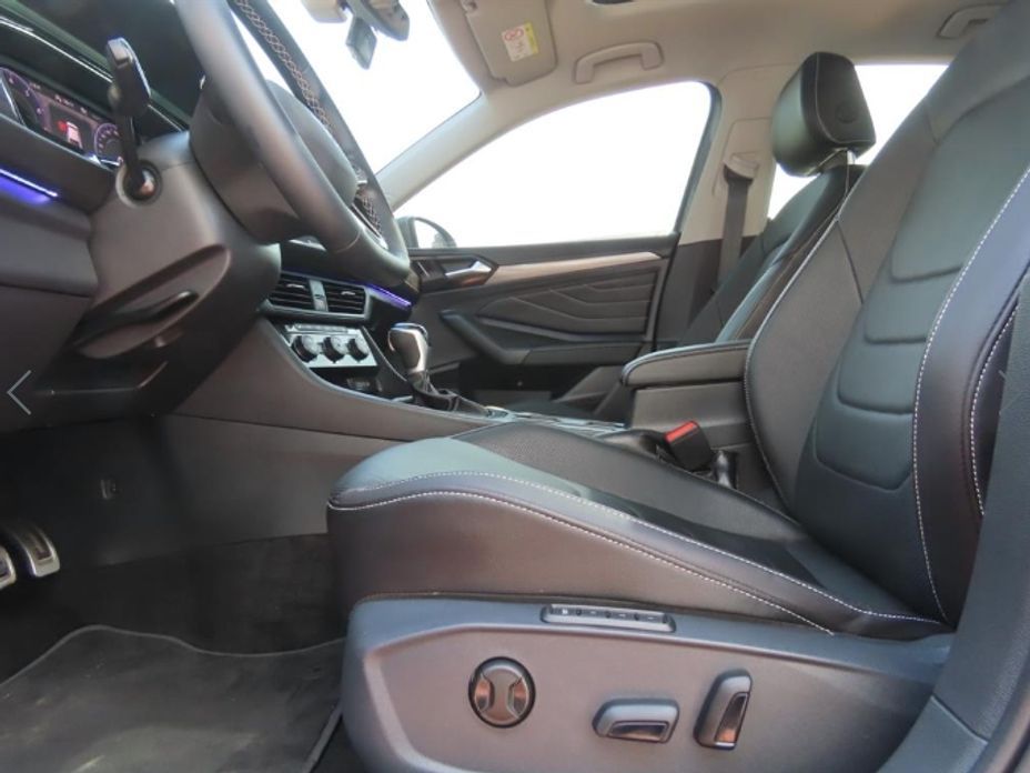 Volkswagen Jetta 2023