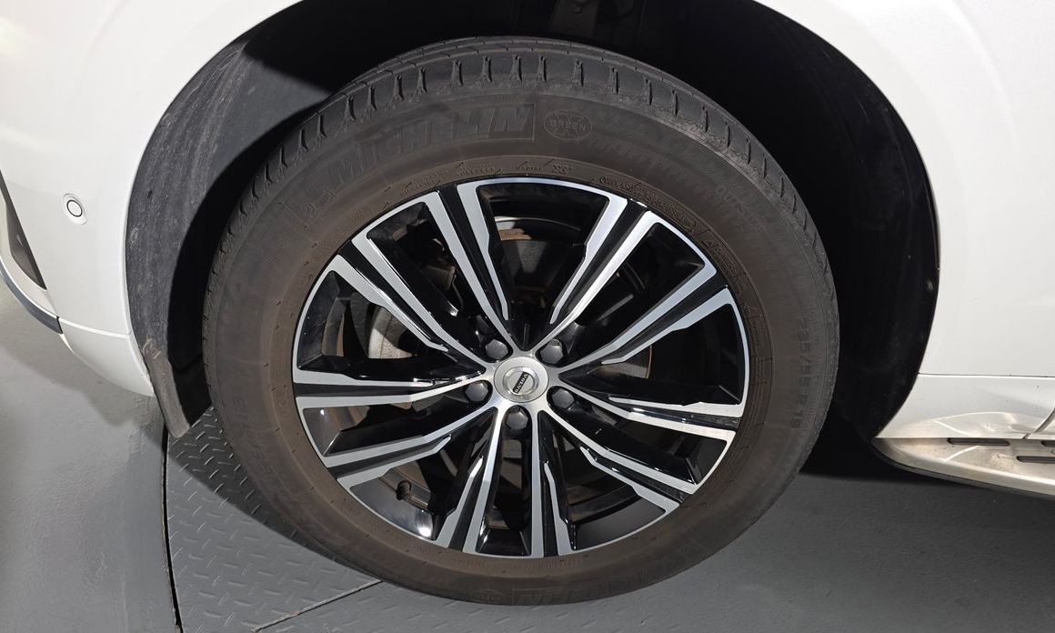 Volvo XC60 2022