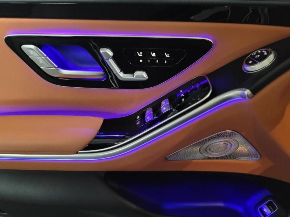 Mercedes-Benz S-Class 2023