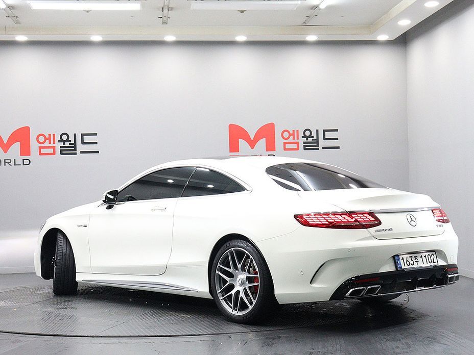 Mercedes-Benz S-Class 2021
