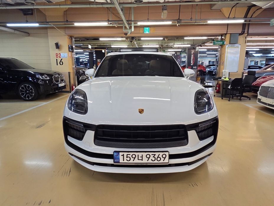 Porsche Macan 2022