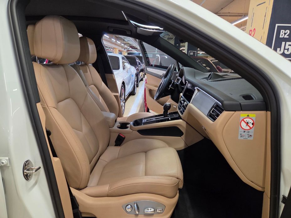 Porsche Macan 2022