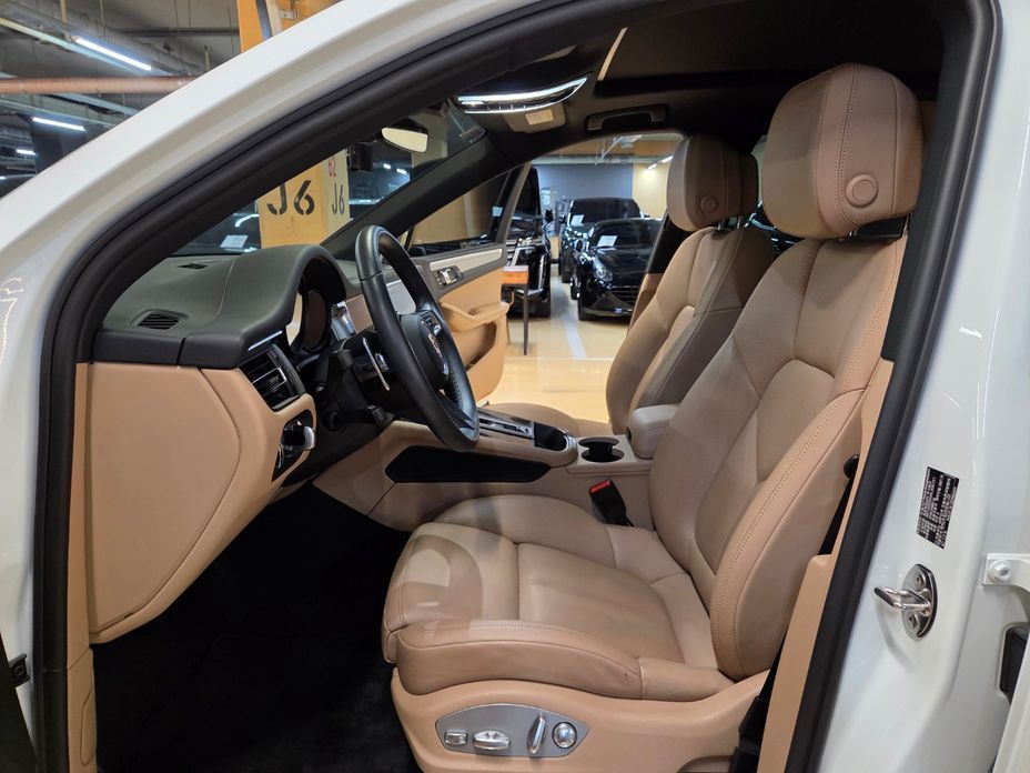 Porsche Macan 2022