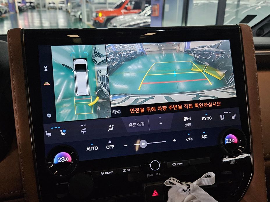 Toyota Alphard 2024