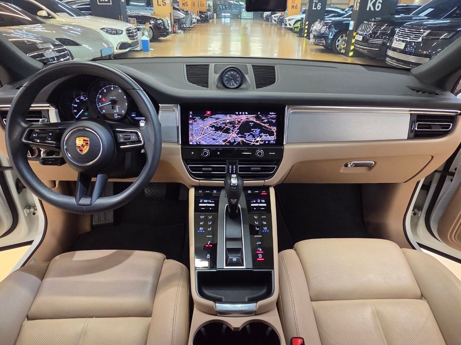 Porsche Macan 2022