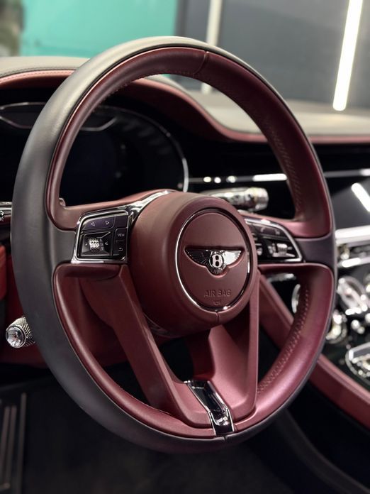 Bentley Continental 2020