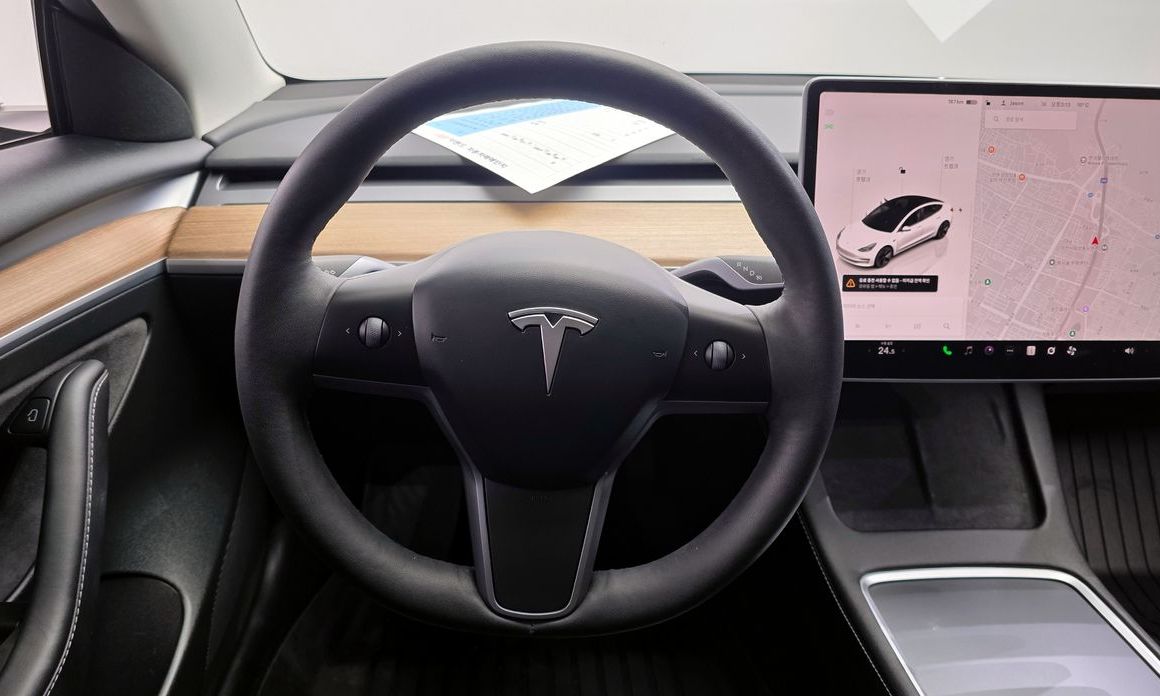 Tesla Model 3 2023