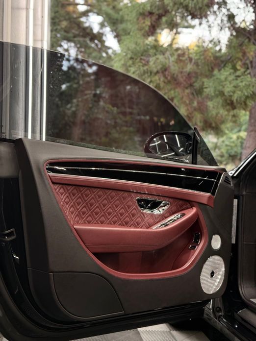 Bentley Continental 2020