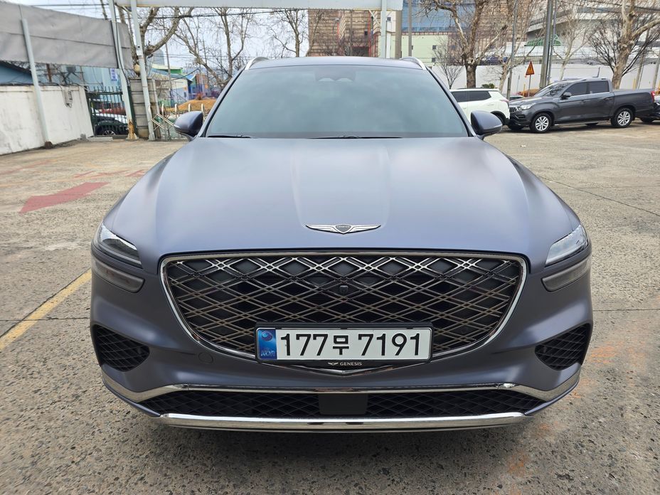 Genesis GV70 2025