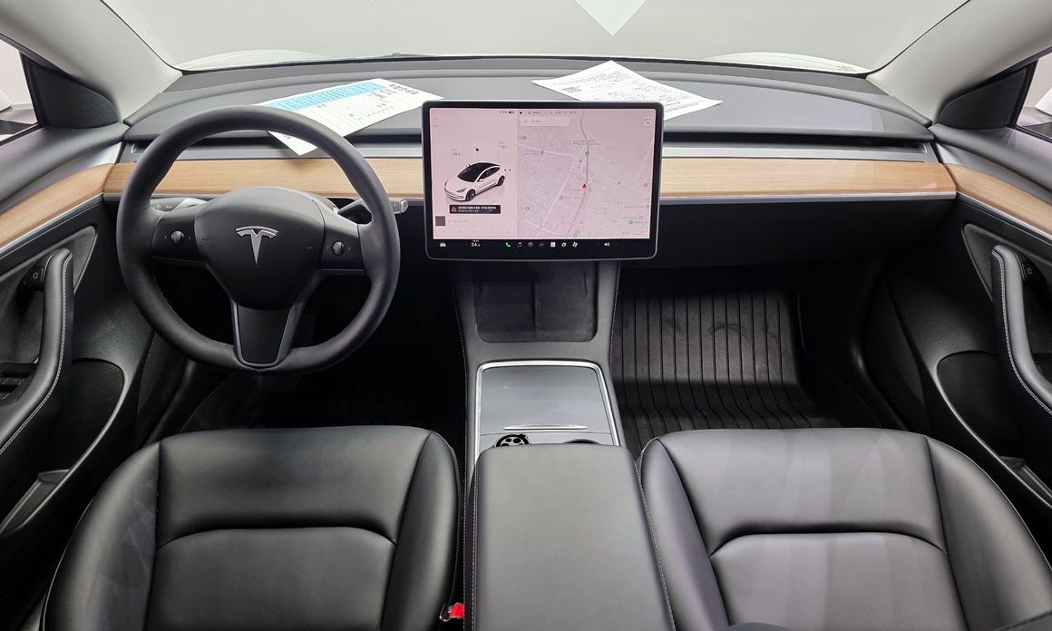 Tesla Model 3 2023