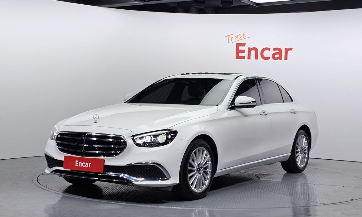 Mercedes-Benz E-Class 2021