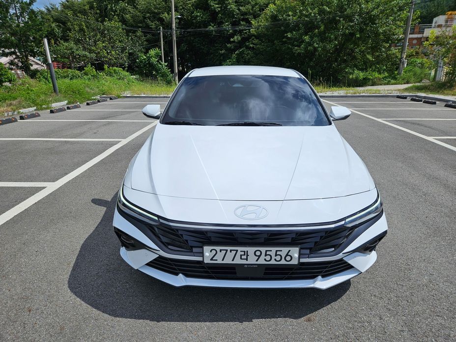 Hyundai AVANTE 2024