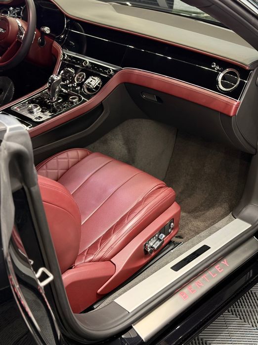 Bentley Continental 2020
