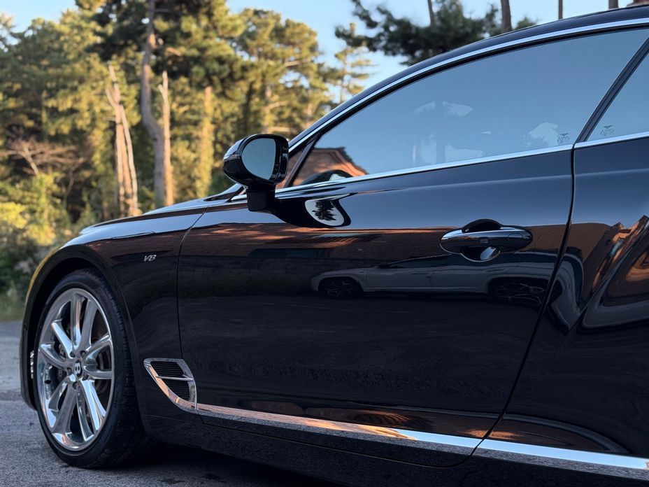 Bentley Continental 2020