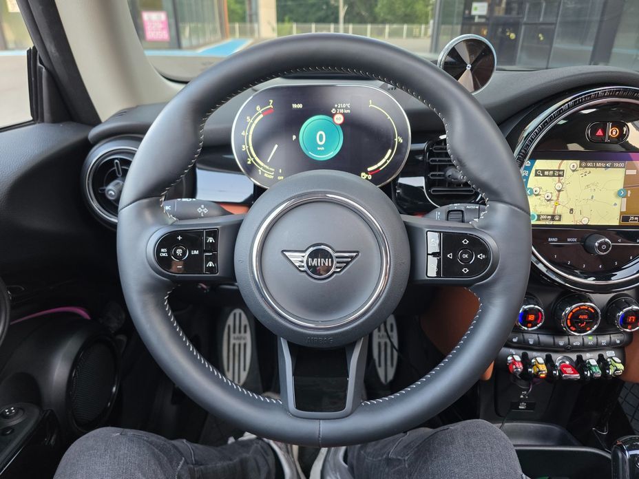 Mini Cooper 2024