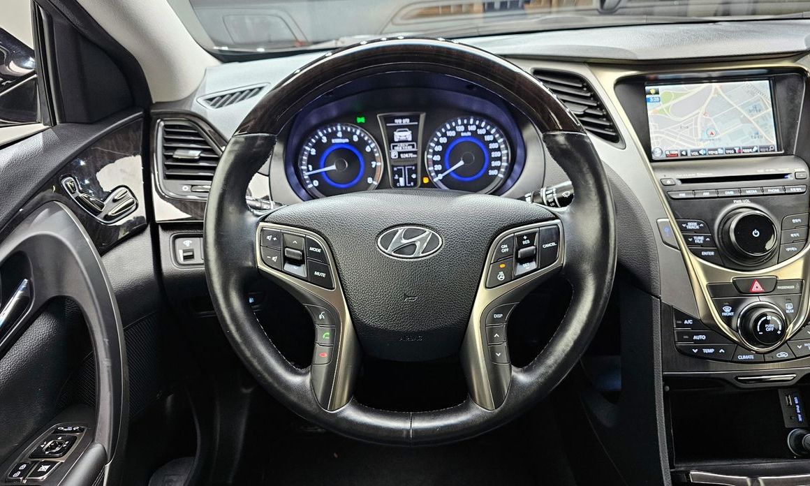 Hyundai Grandeur 2013