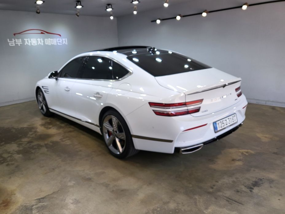 Genesis G80 2024