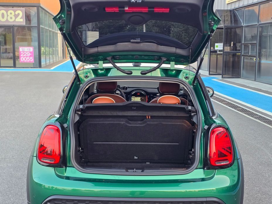 Mini Cooper 2024