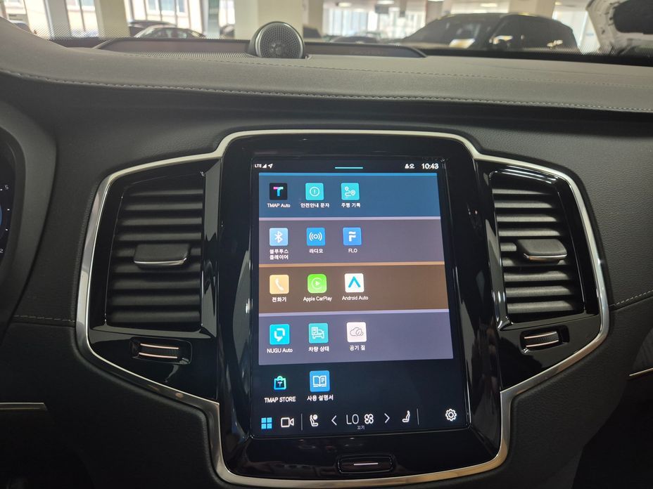 Volvo XC90 2025