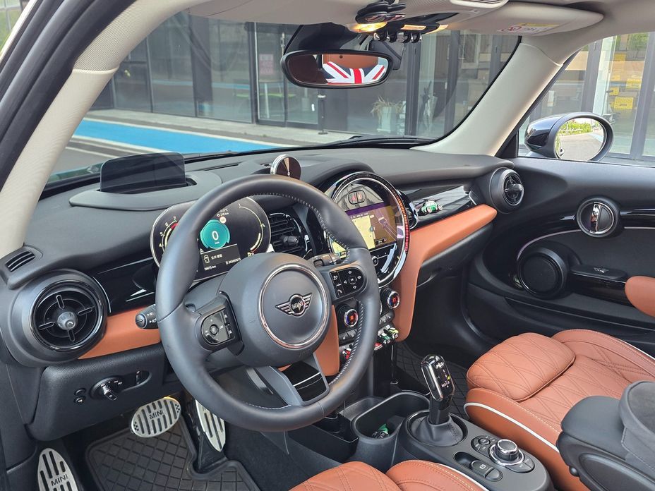 Mini Cooper 2024