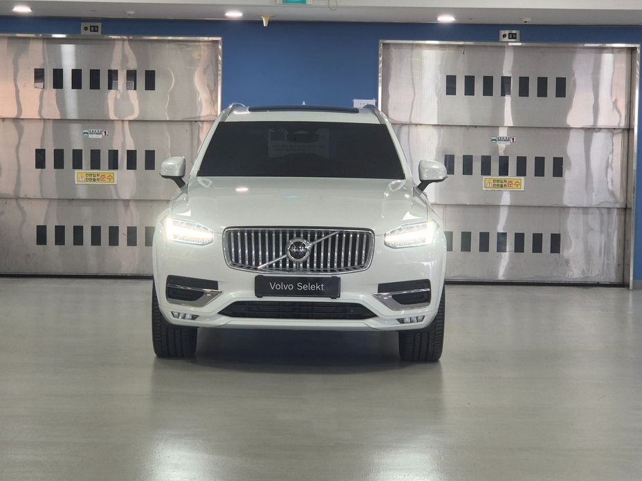 Volvo XC90 2025