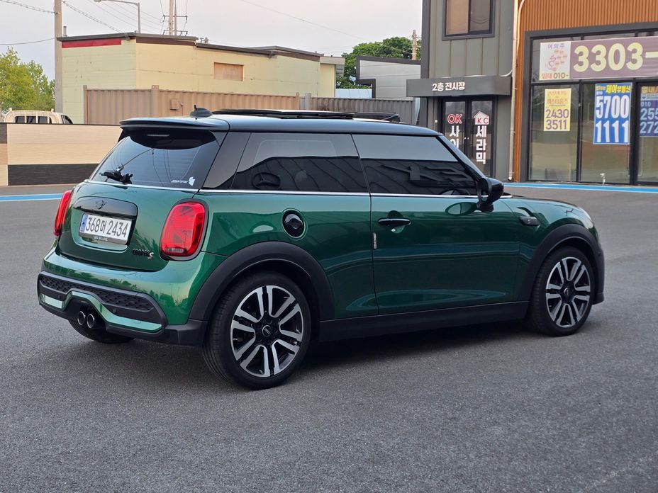 Mini Cooper 2024