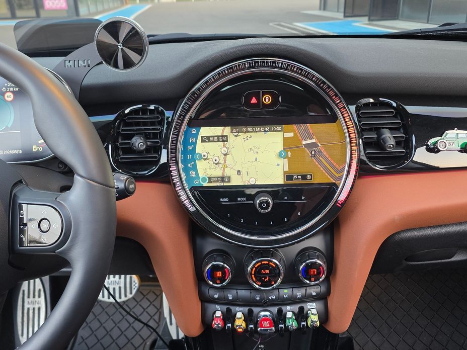 Mini Cooper 2024