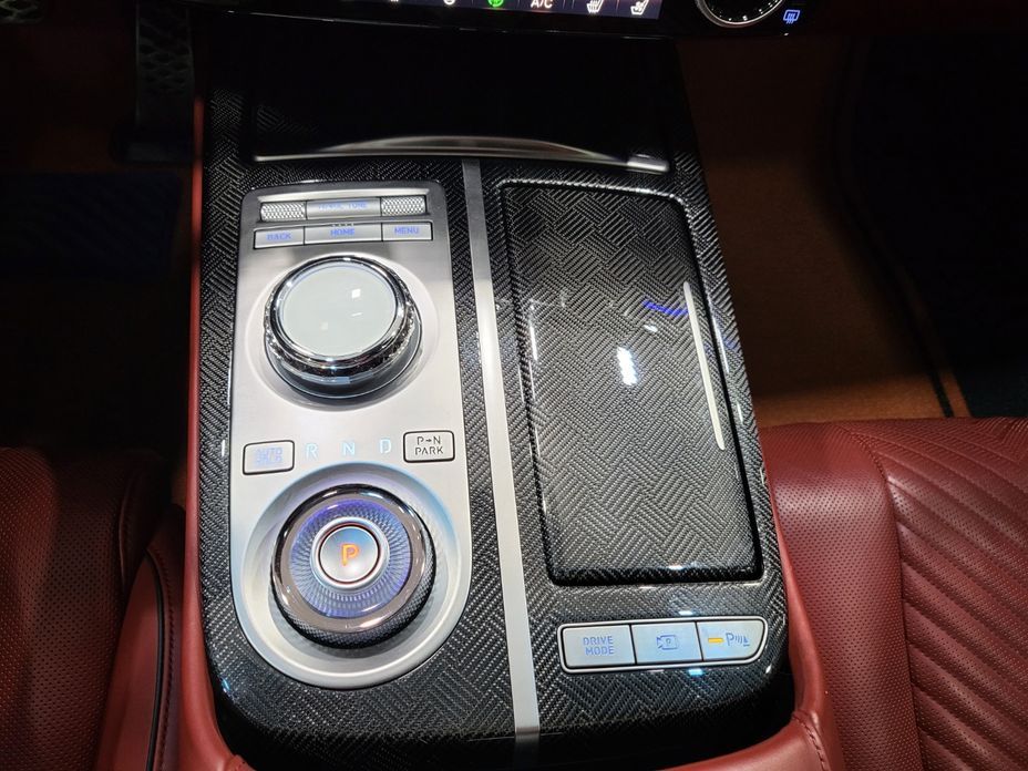 Genesis G80 2024