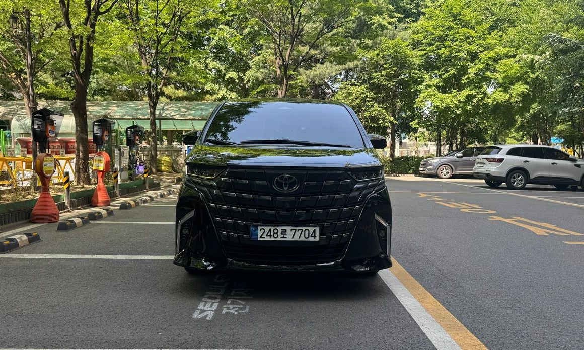 Toyota Alphard 2024