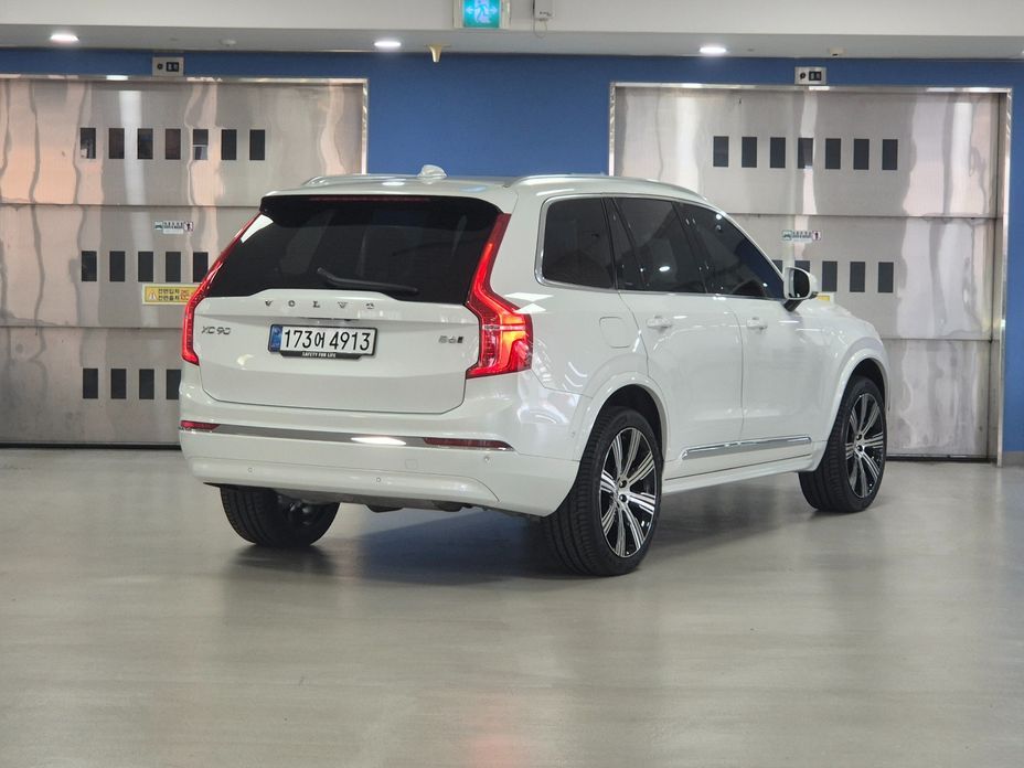 Volvo XC90 2025