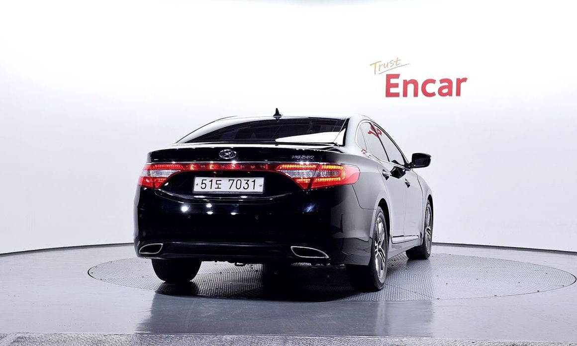 Hyundai Grandeur 2013