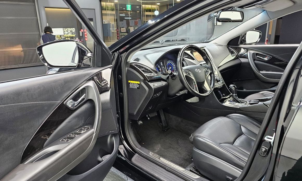 Hyundai Grandeur 2013