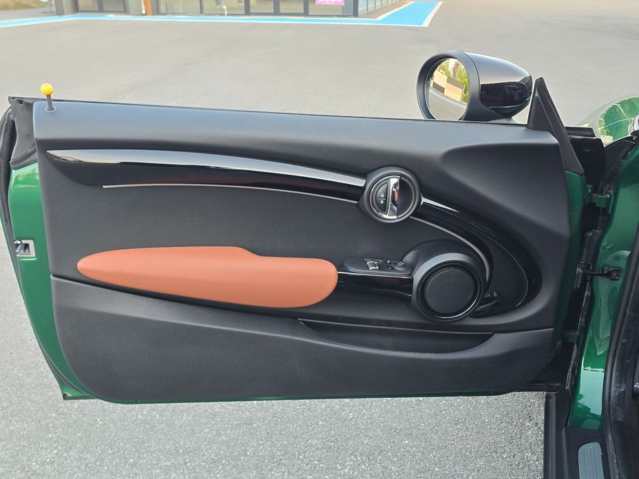 Mini Cooper 2024