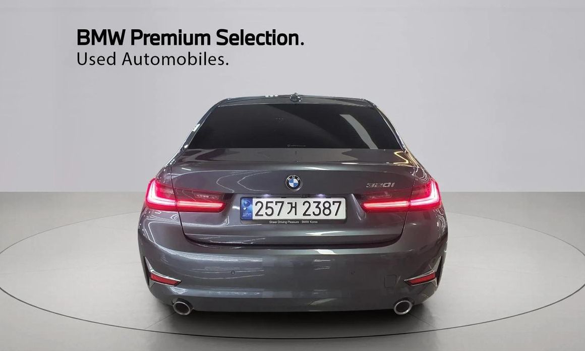 BMW 3-Series 2021