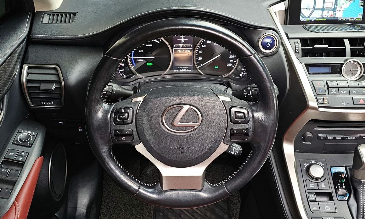 Lexus NX 2017