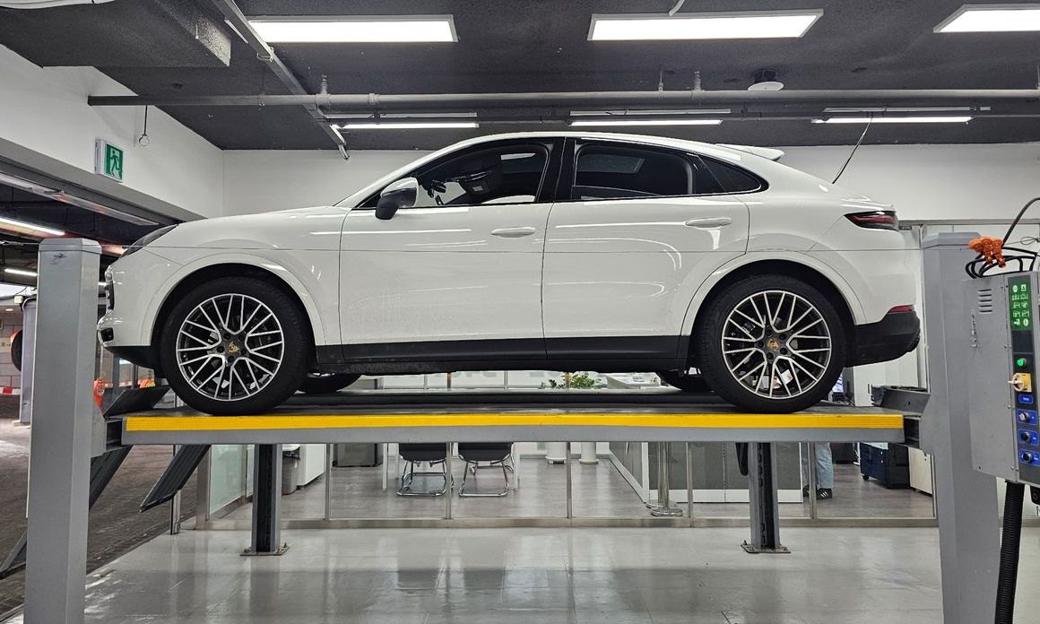 Porsche Cayenne 2021
