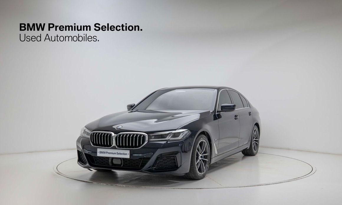 BMW 5-Series 2022